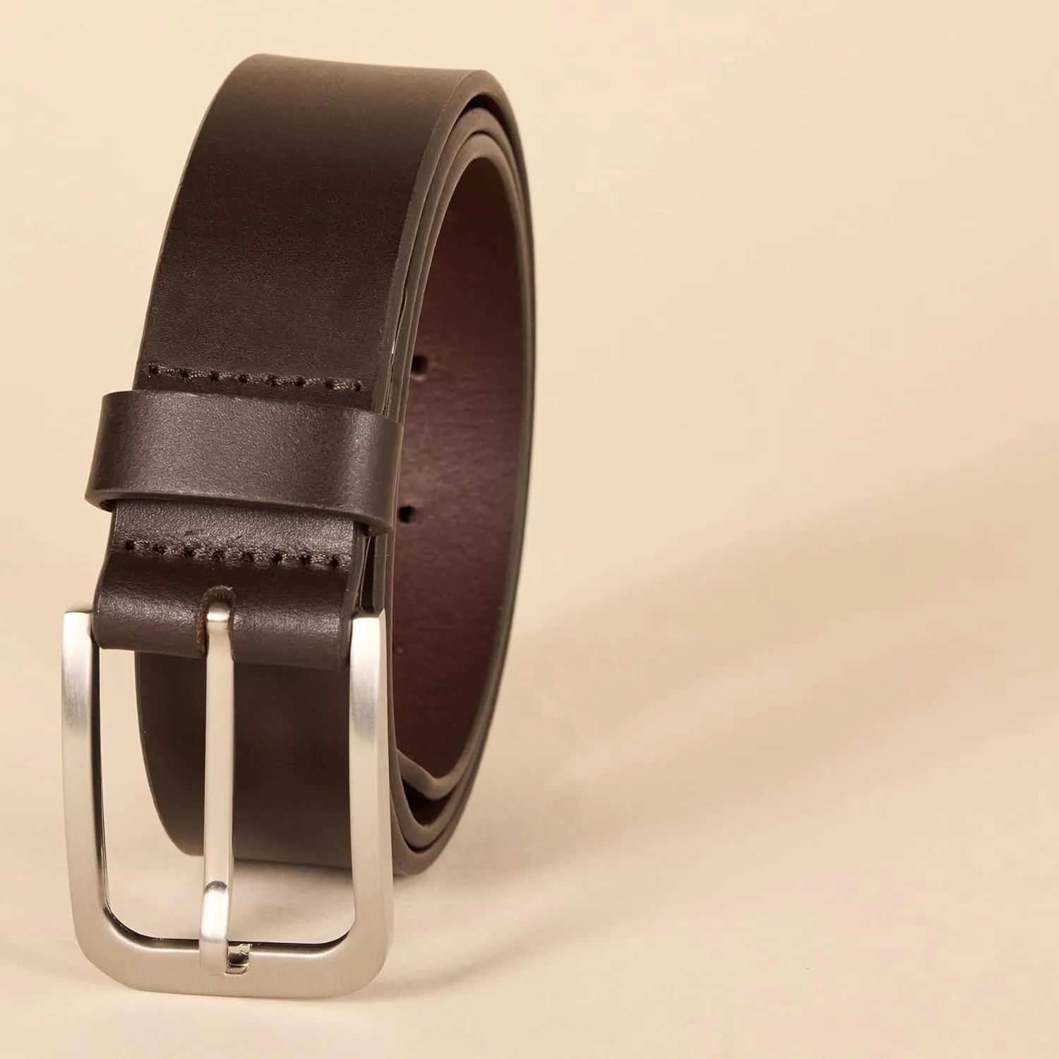 Amazon Essentials Men's Classic Jean Leather Belt